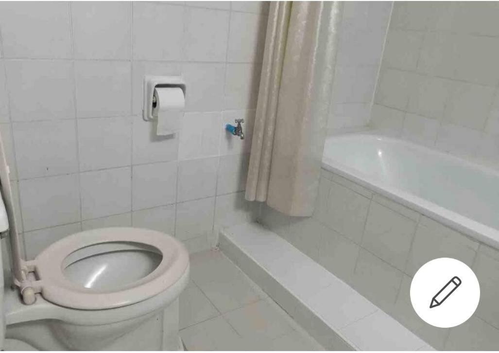 26 Condo With Pool Opposite The Train Station, Near Old City And Nimman Csiangmaj Kültér fotó